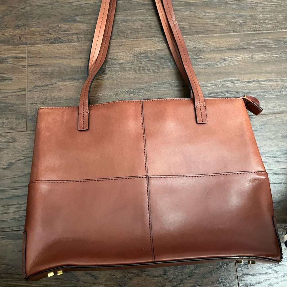 Etienne Aigner purse